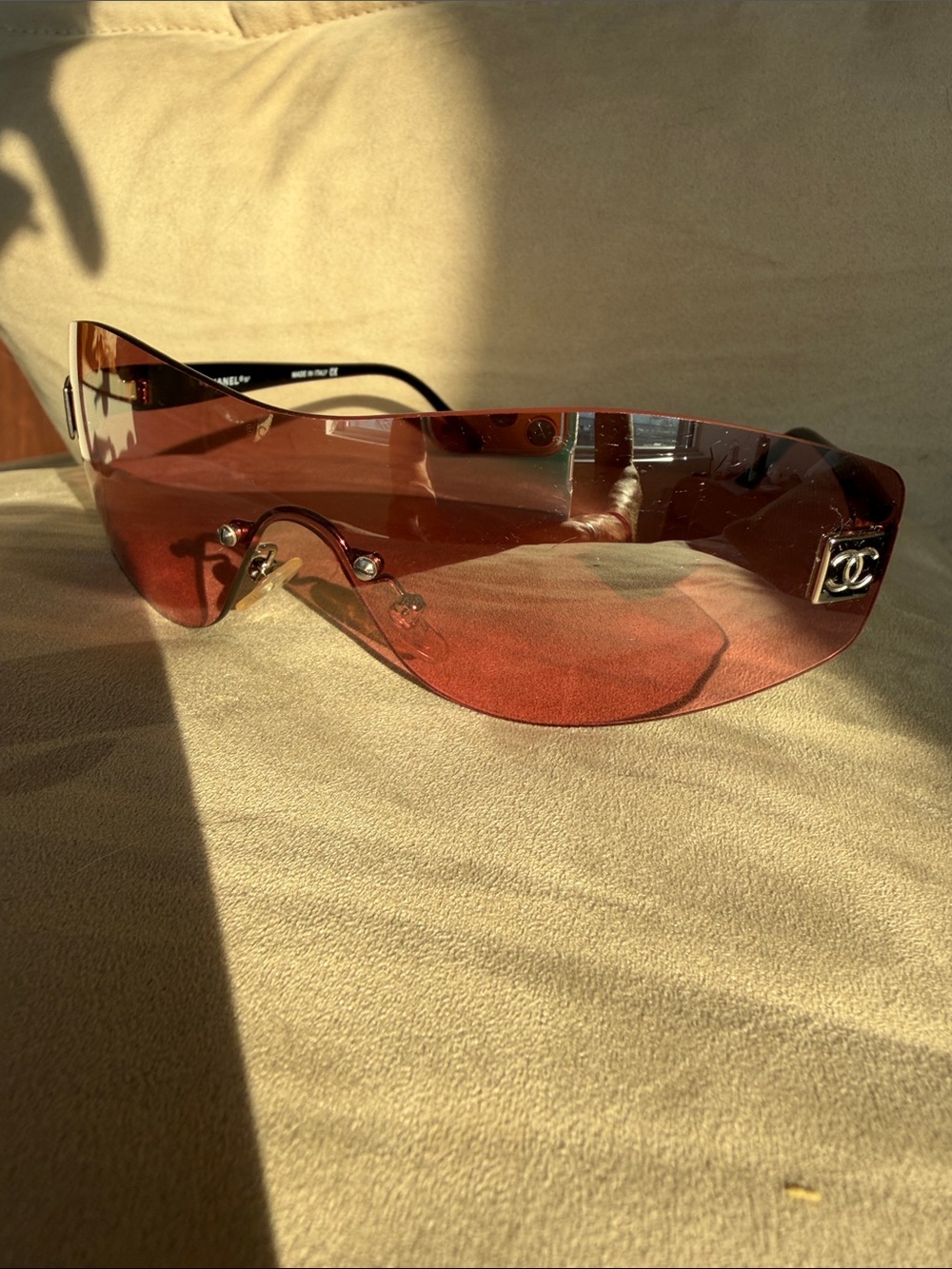 CHANEL Rose Gradient Shield Sunglasses - Picture 8 of 8